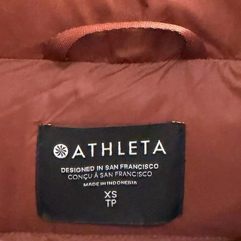 ATHLETA Downtown Puffer Jacket Ancient Mahogany Size XS - Picture 11 of 12